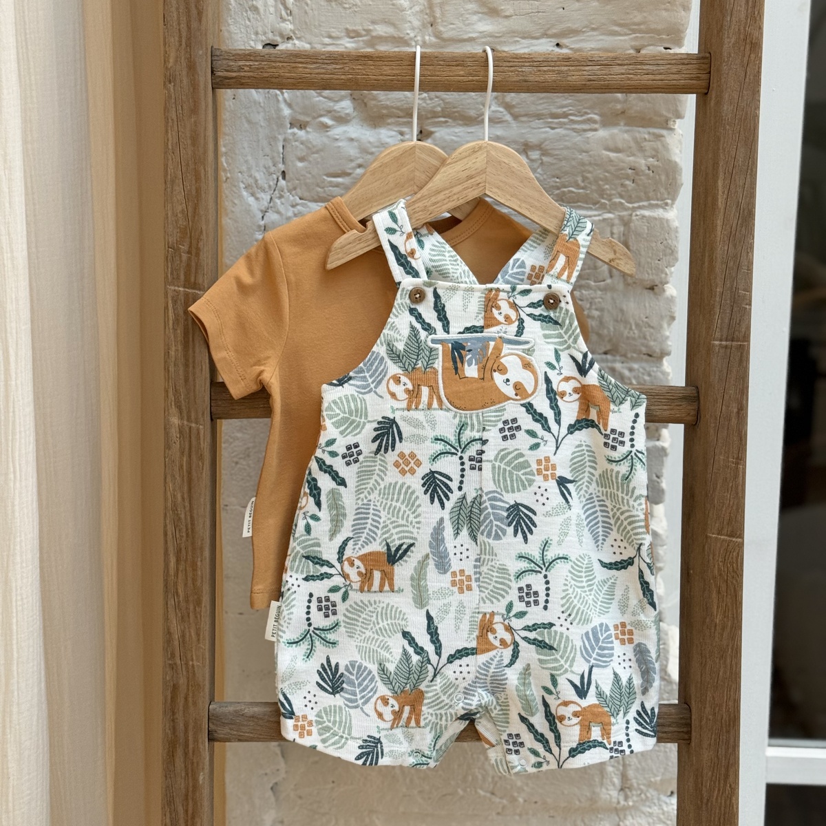 Ensemble salopette bébé et t-shirt Baroudeur ecru, PETIT BEGUIN