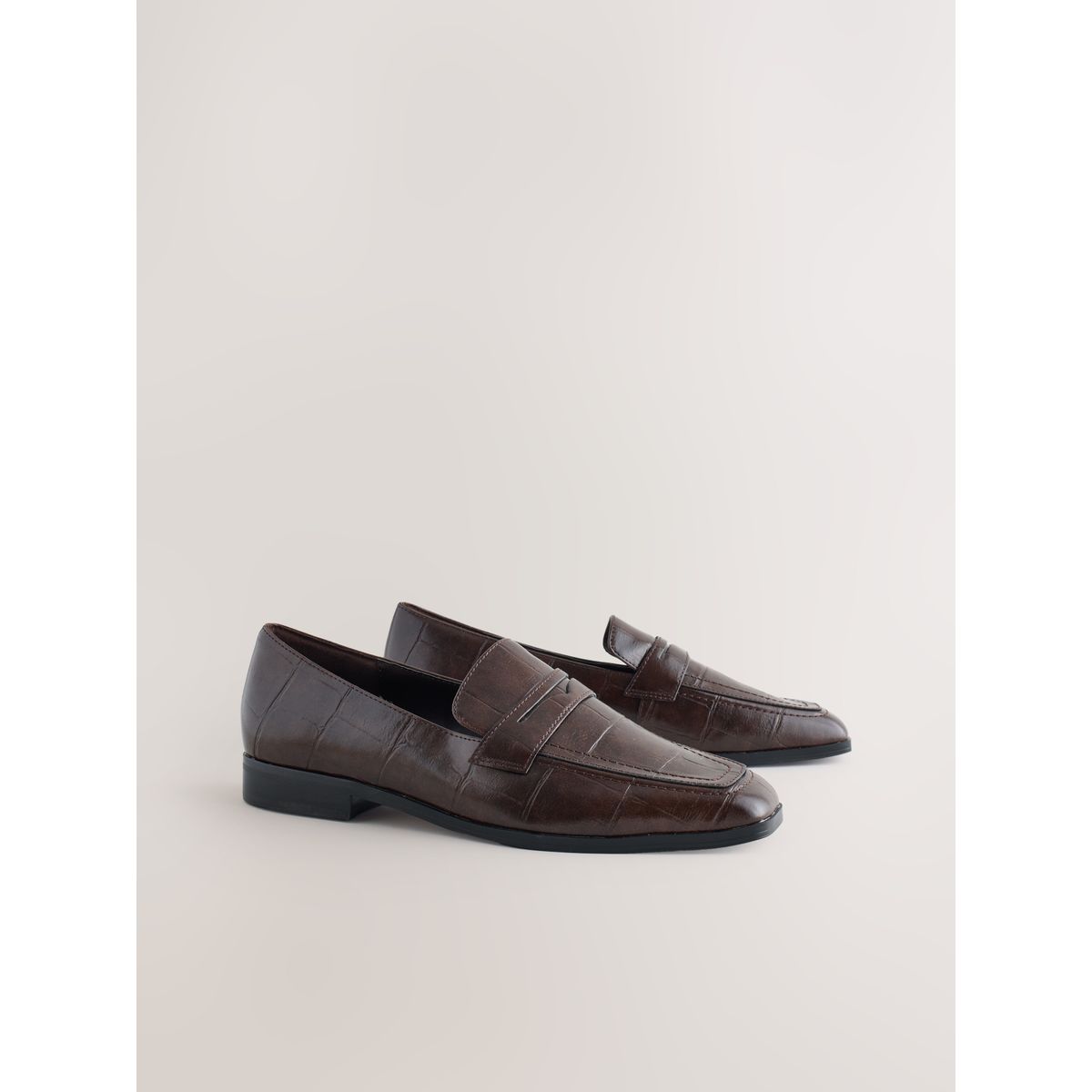 Mocassins forever comfort® à bout carré effet crocodile marron chocolat, NEXT