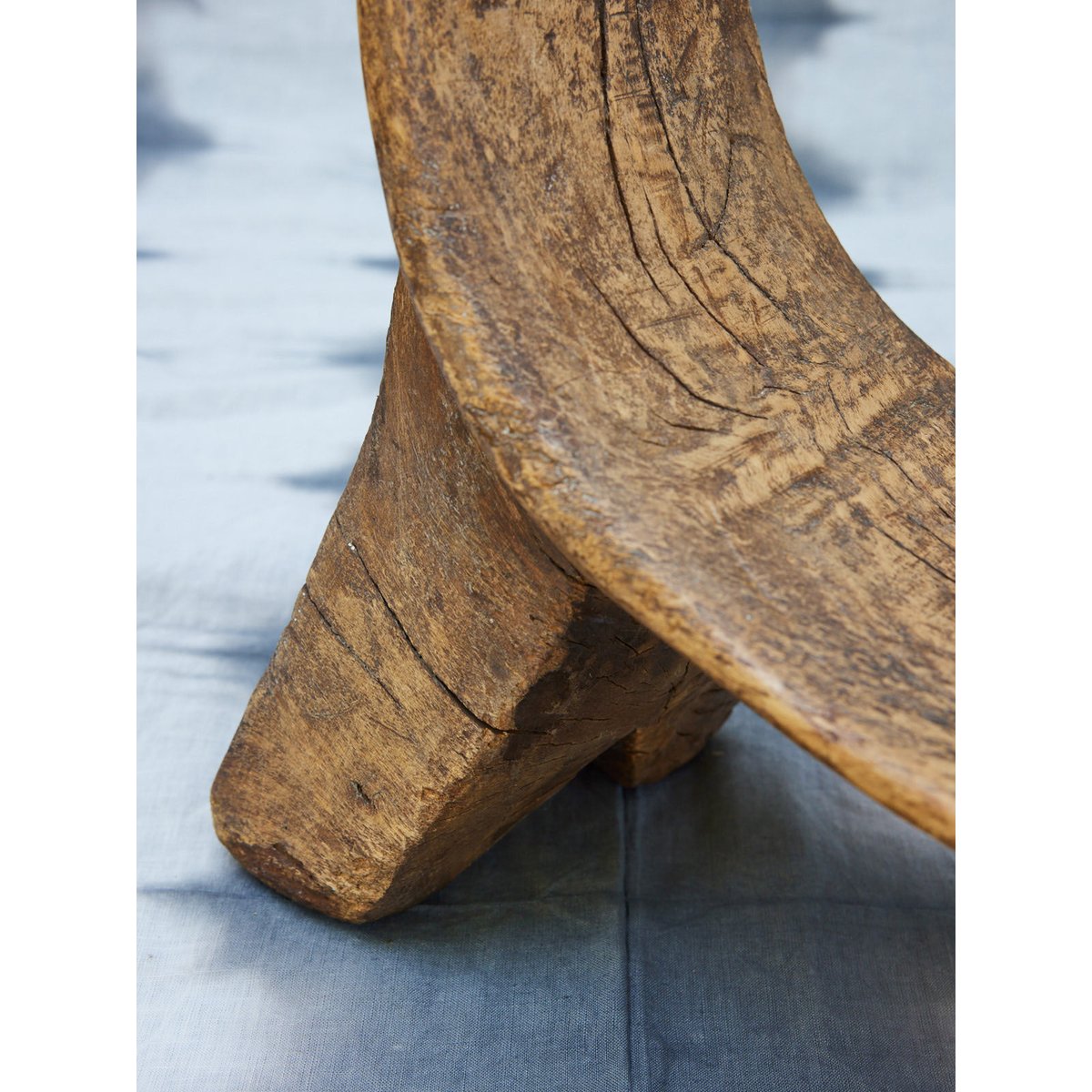 Assise exotique en bois Ernest N°1056 - Bon état bois foncé, DEBONGOUT