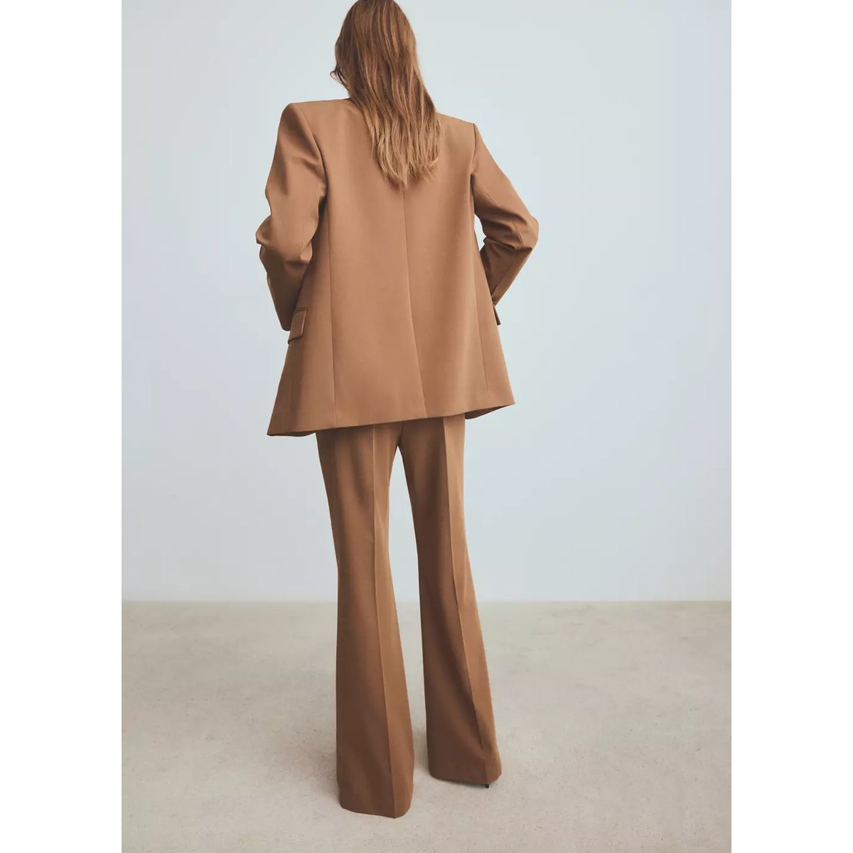 Pantalon costume large caramel, MANGO