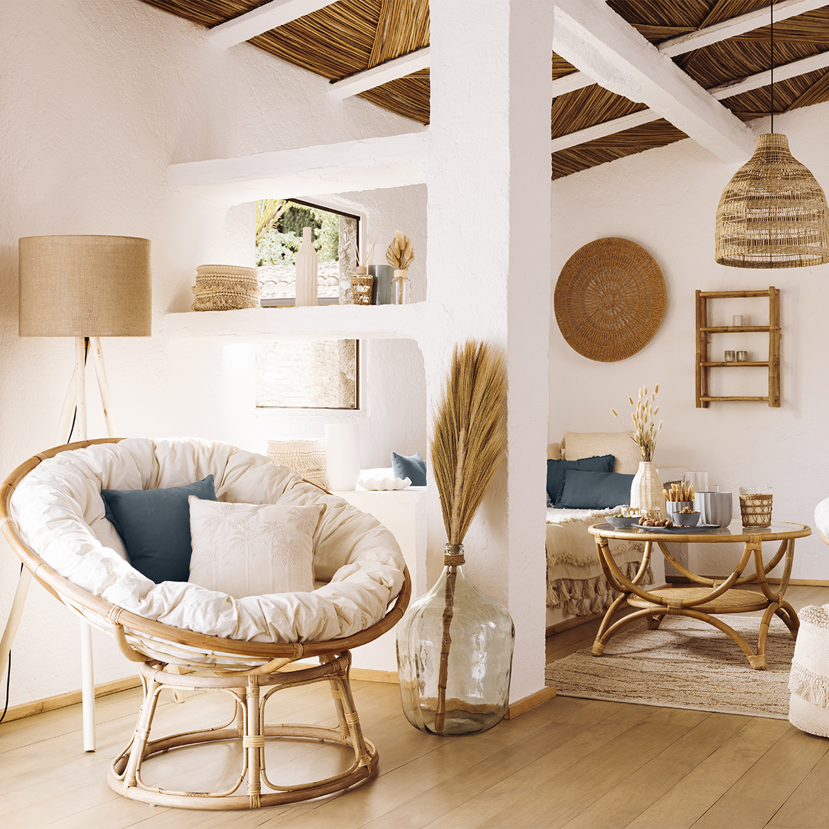 Fauteuil papasan en rotin SERAM blanc, ATMOSPHERA