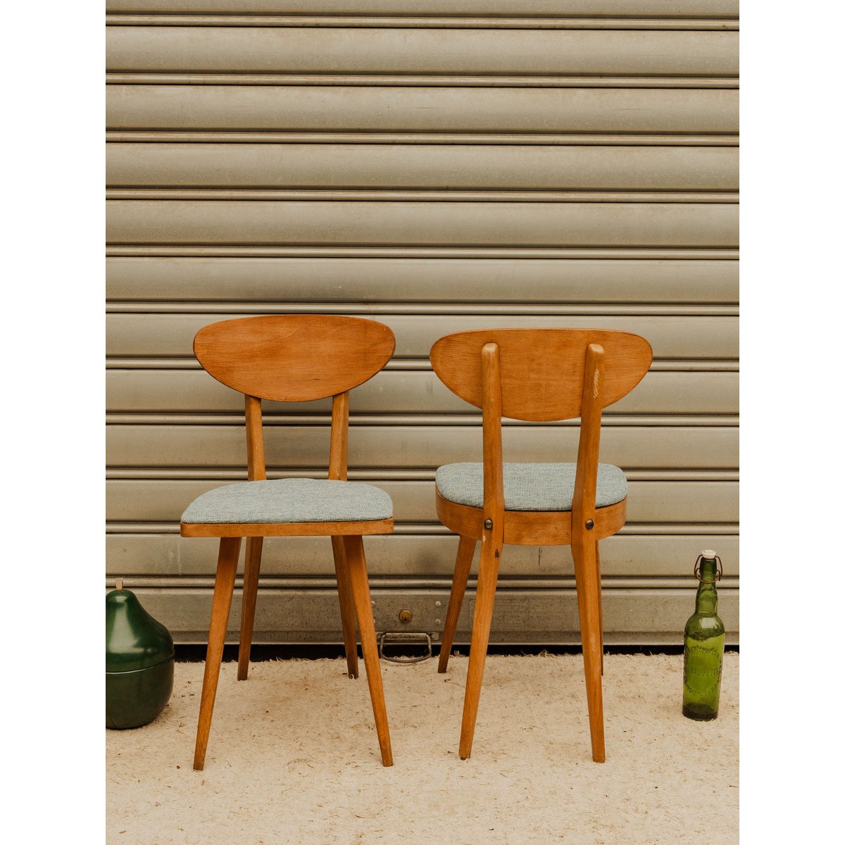 Lot de 4 chaises en bois et tissu bleu Alma N°2124 - Bon état bois foncé, DEBONGOUT