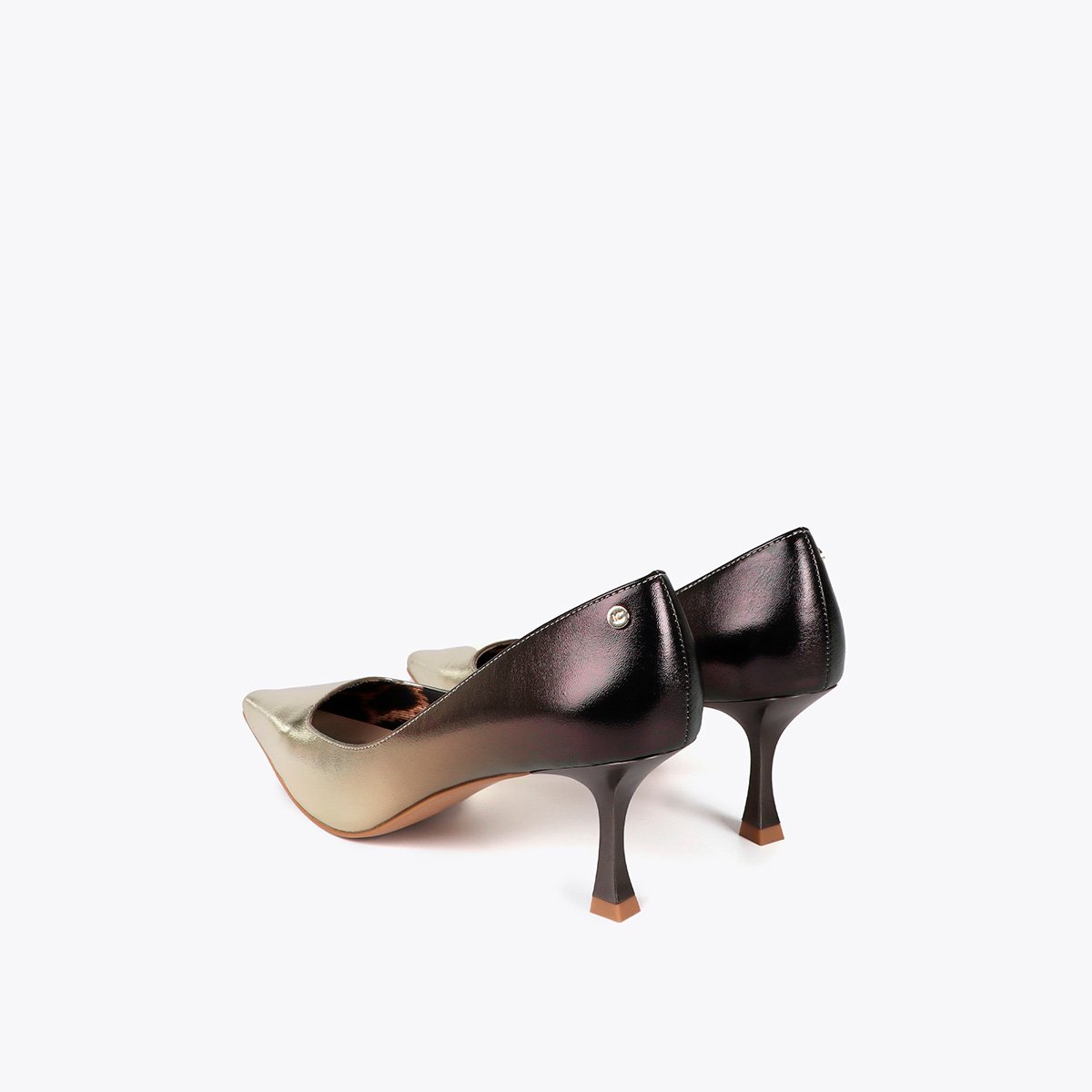 Escarpins à talon entonnoir noir, LOLA CASADEMUNT