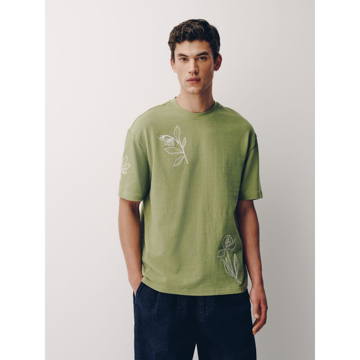T-shirt texturé et brodé vert, NEXT