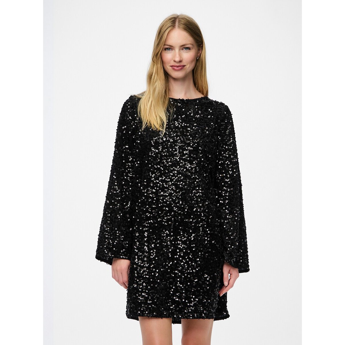 Sequin Dress with Bow Detail On Back black, PIECES