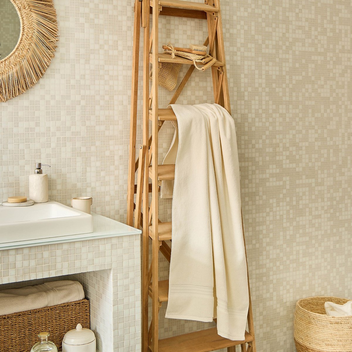 Serviette de bain en coton naturel NAHIA blanc, HABITAT