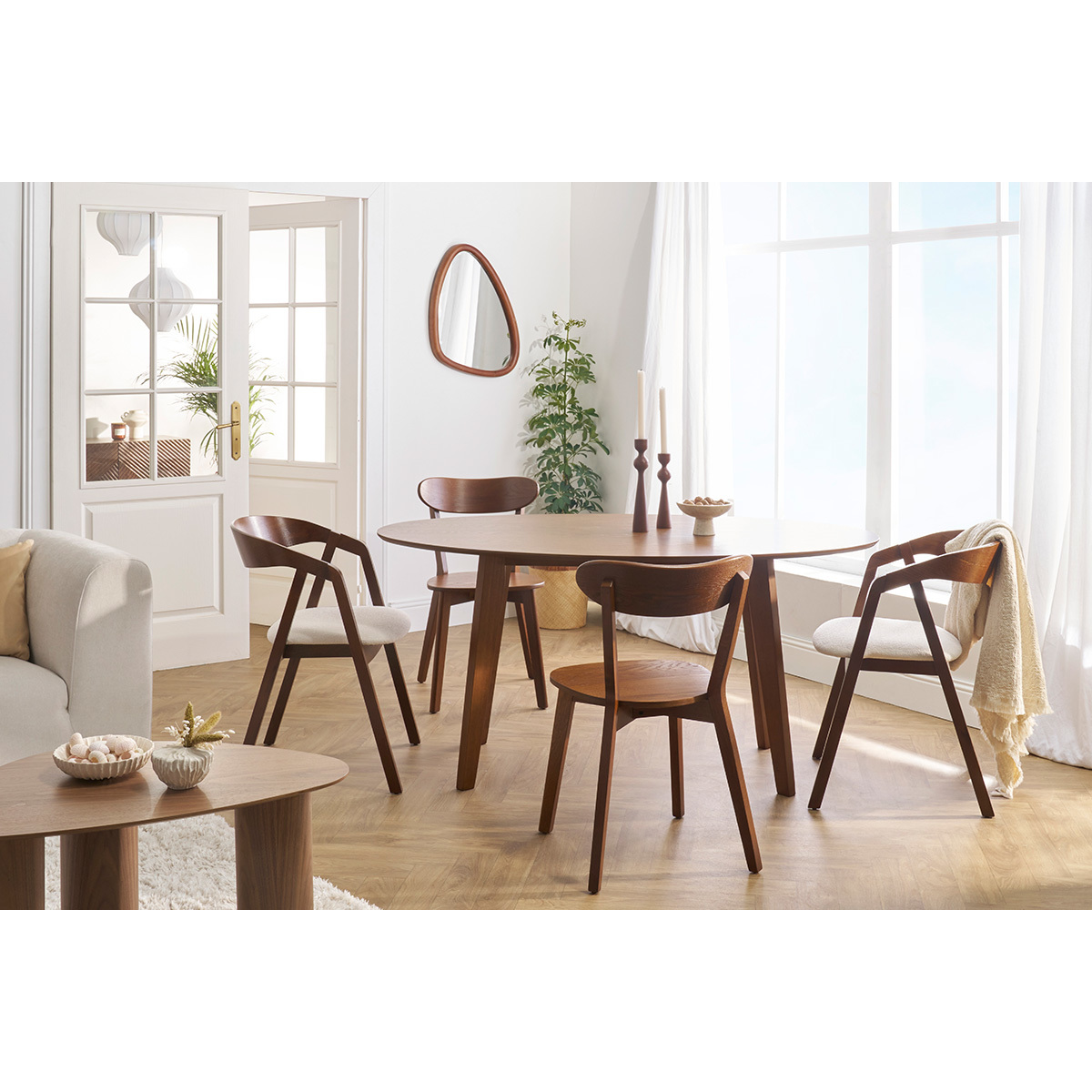 Table à manger scandinave ovale L160 cm MARIK noyer, MILIBOO