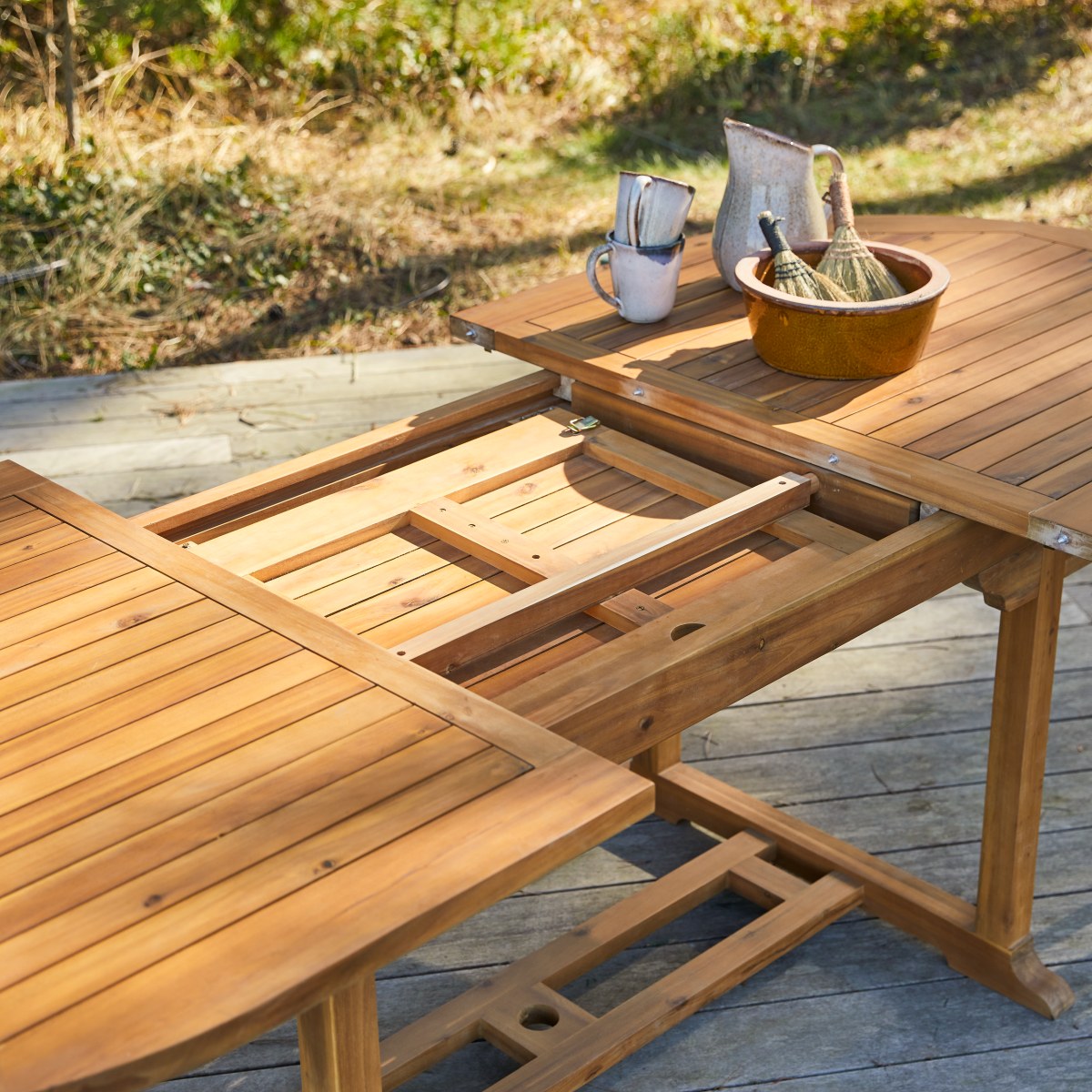 Ensemble table et chaises de jardin en Acacia massif, CAPRI marron, TIKAMOON