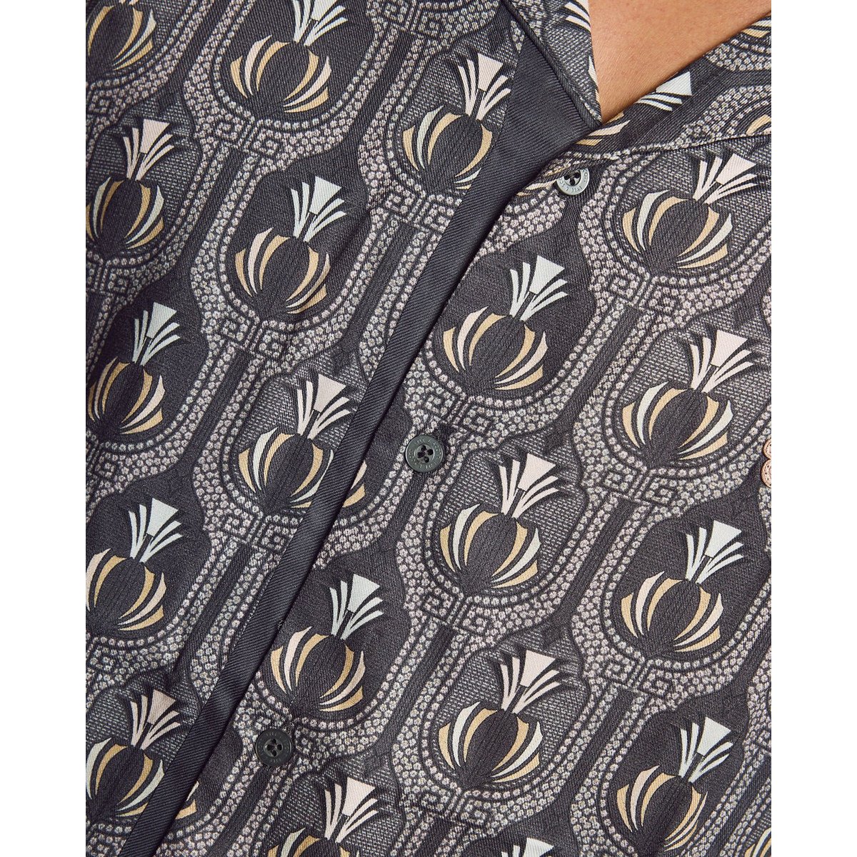 Chemise manches courtes botanique graphique noir fer, LYLE & SCOTT