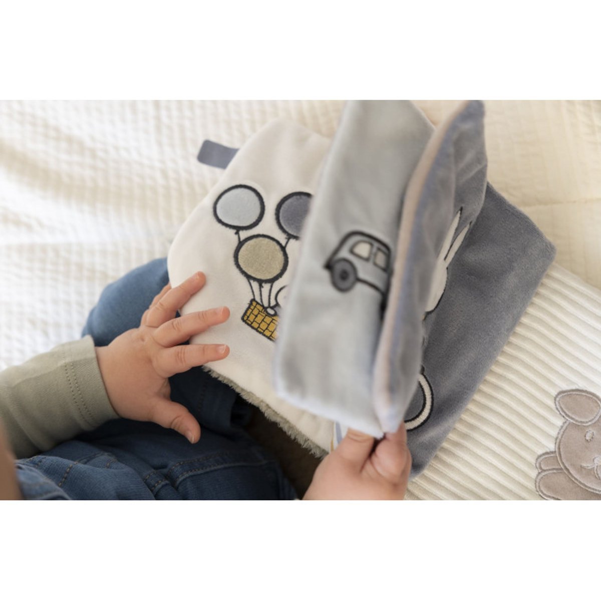 Livre d'éveil en tissu Miffy - Fluffy Bleu-Vert vert-bleu, MIFFY