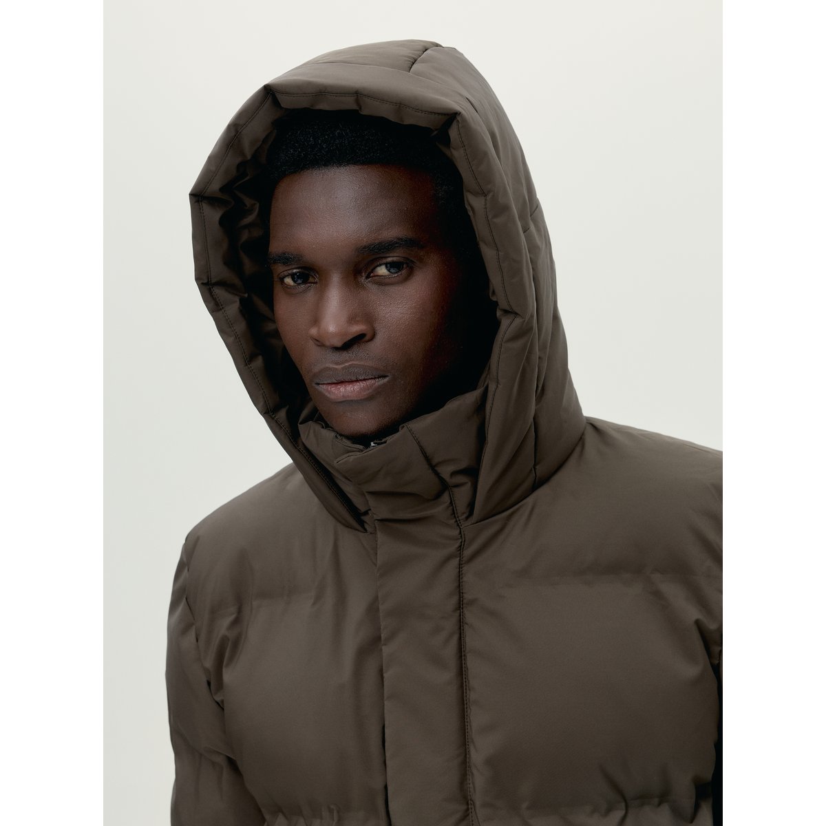 Manteau de sport homme Saiko 2.0 À capuche imperméable marron terre, BORN