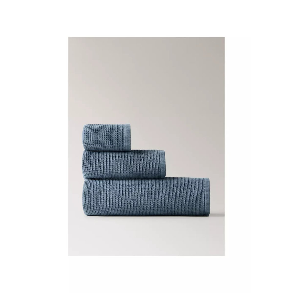 Drap de bain en coton réversible bleu indigo, MANGO HOME