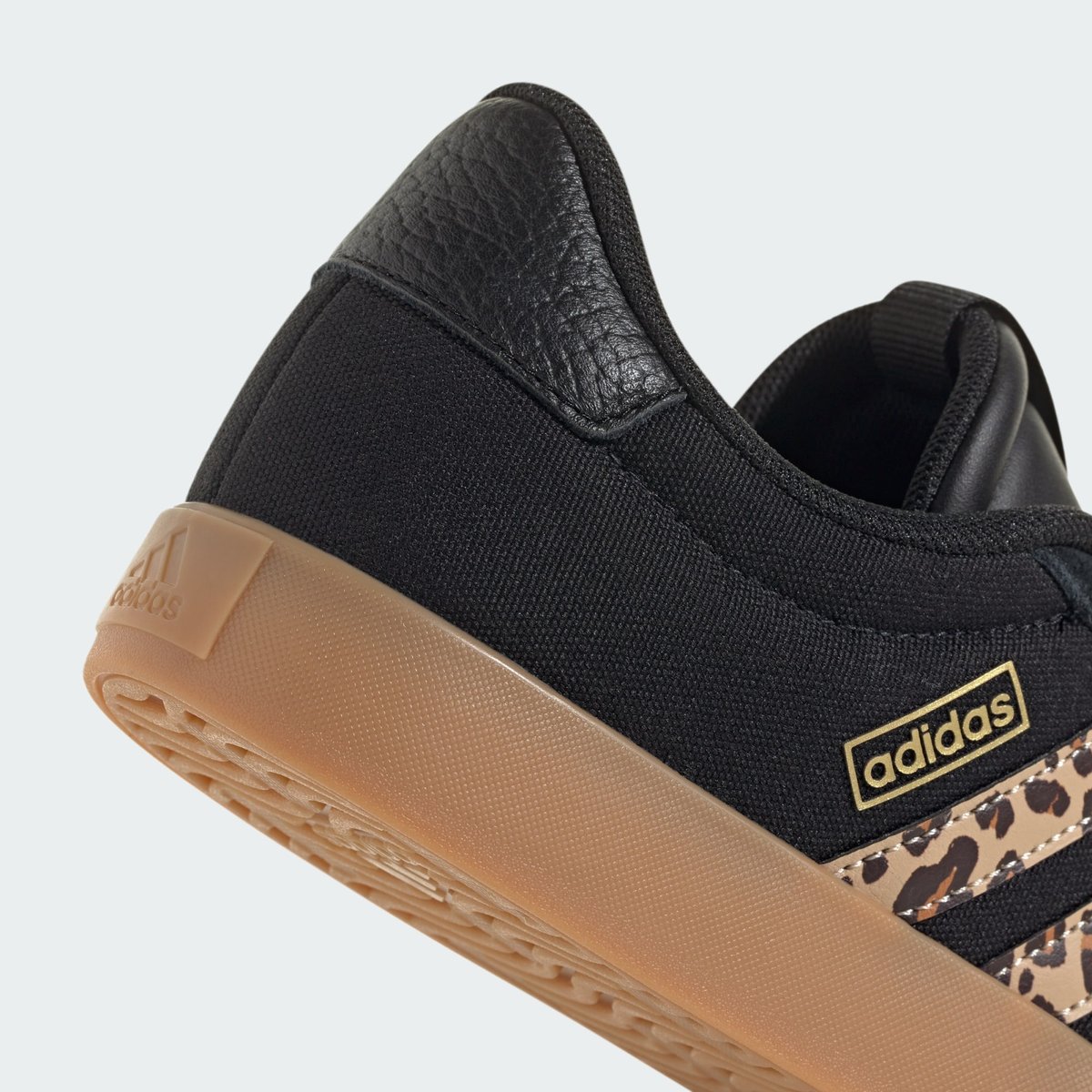 Chaussure Vl Court 3.0 Chaussure Vl Court 3.0 core black / shadow brown / matte gold, ADIDAS SPORTSWEAR