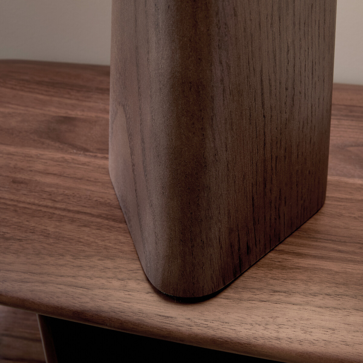 Lampada in rovere tinta noce e lino, Nestwood noce, AM.PM