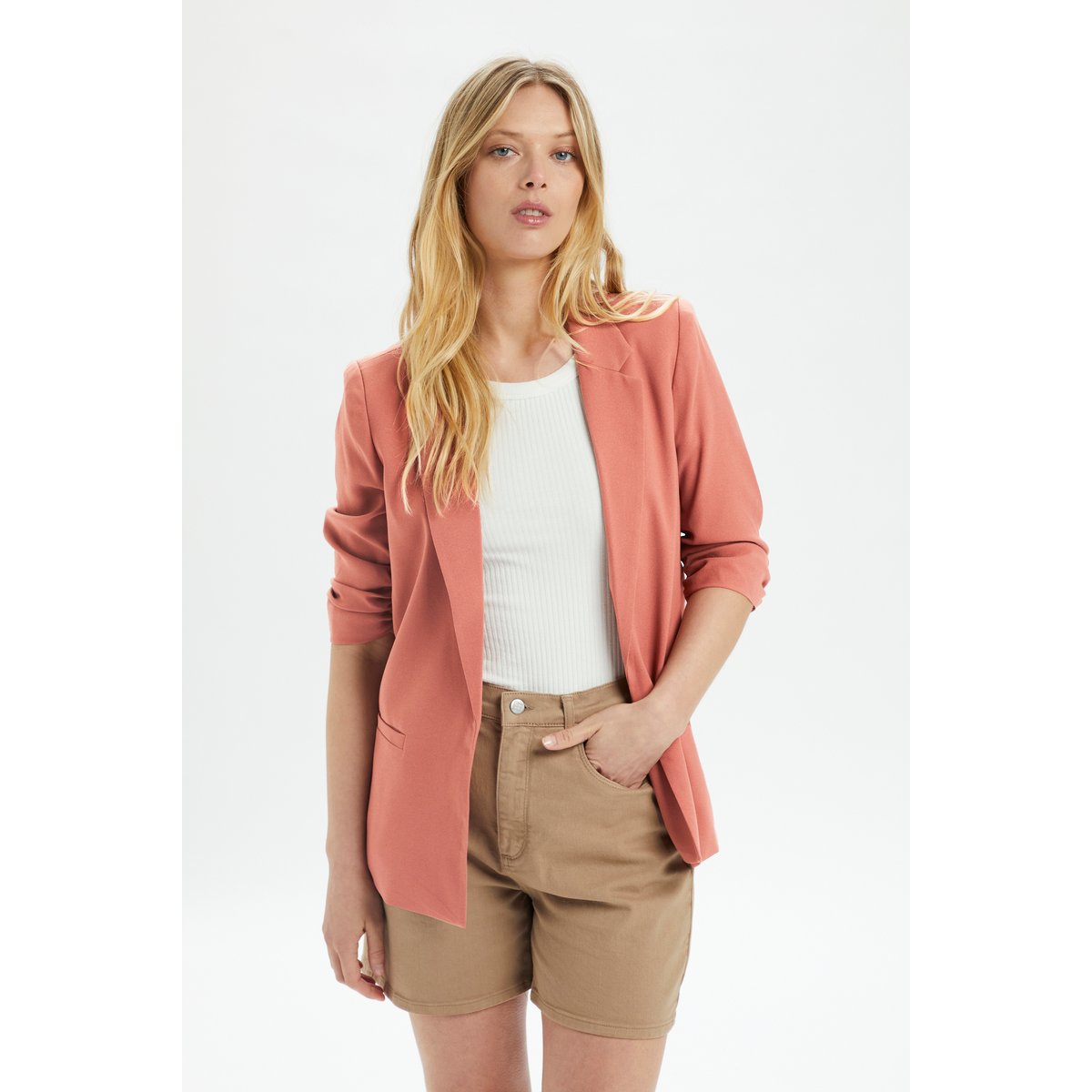 Blazer rose cedar wood, SOAKED IN LUXURY