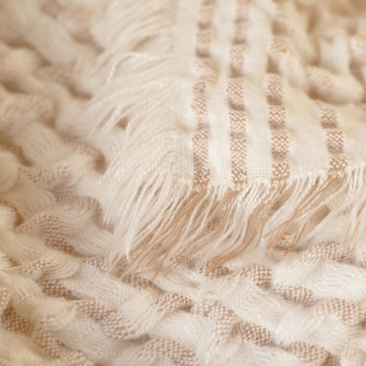 Plaid doux  - Effet gaufré - QABANE naturel, HOME MAISON