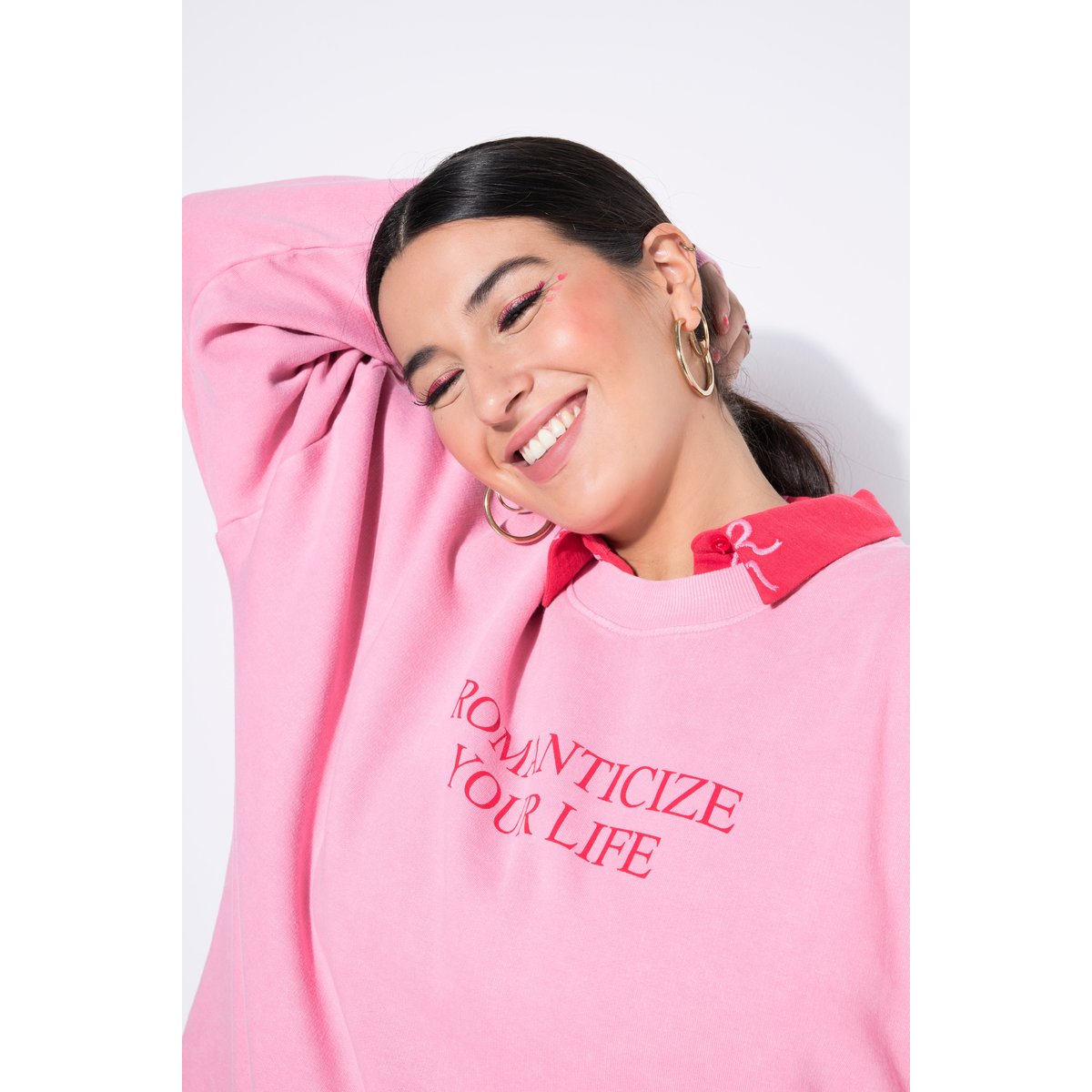 Sweat-shirt oversize à message rose vif, STUDIO UNTOLD