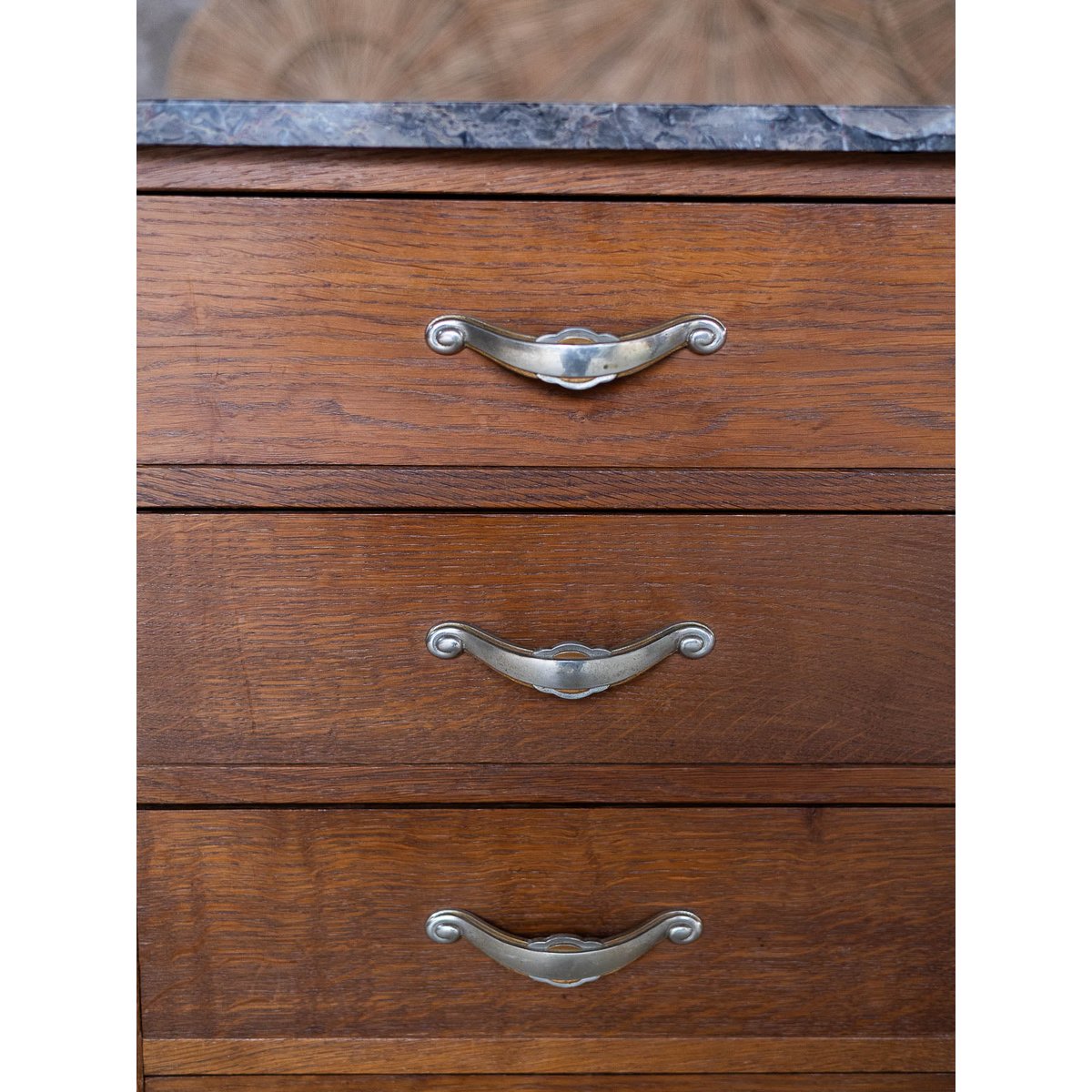 Paire de tables de chevet esprit Empire Odile N°1578 - Bon état bois foncé, DEBONGOUT