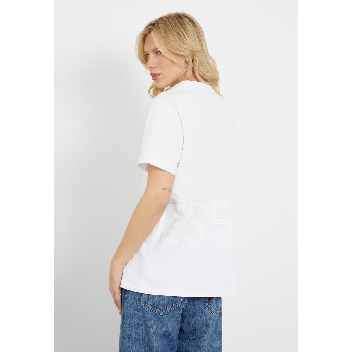 T-Shirt Écusson Logo Frontal blanc, GUESS