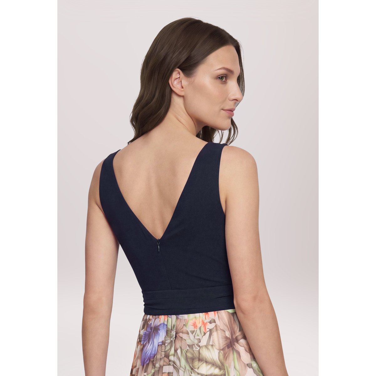 Robe de soirée à plis patch dark blue/cream, VERA MONT