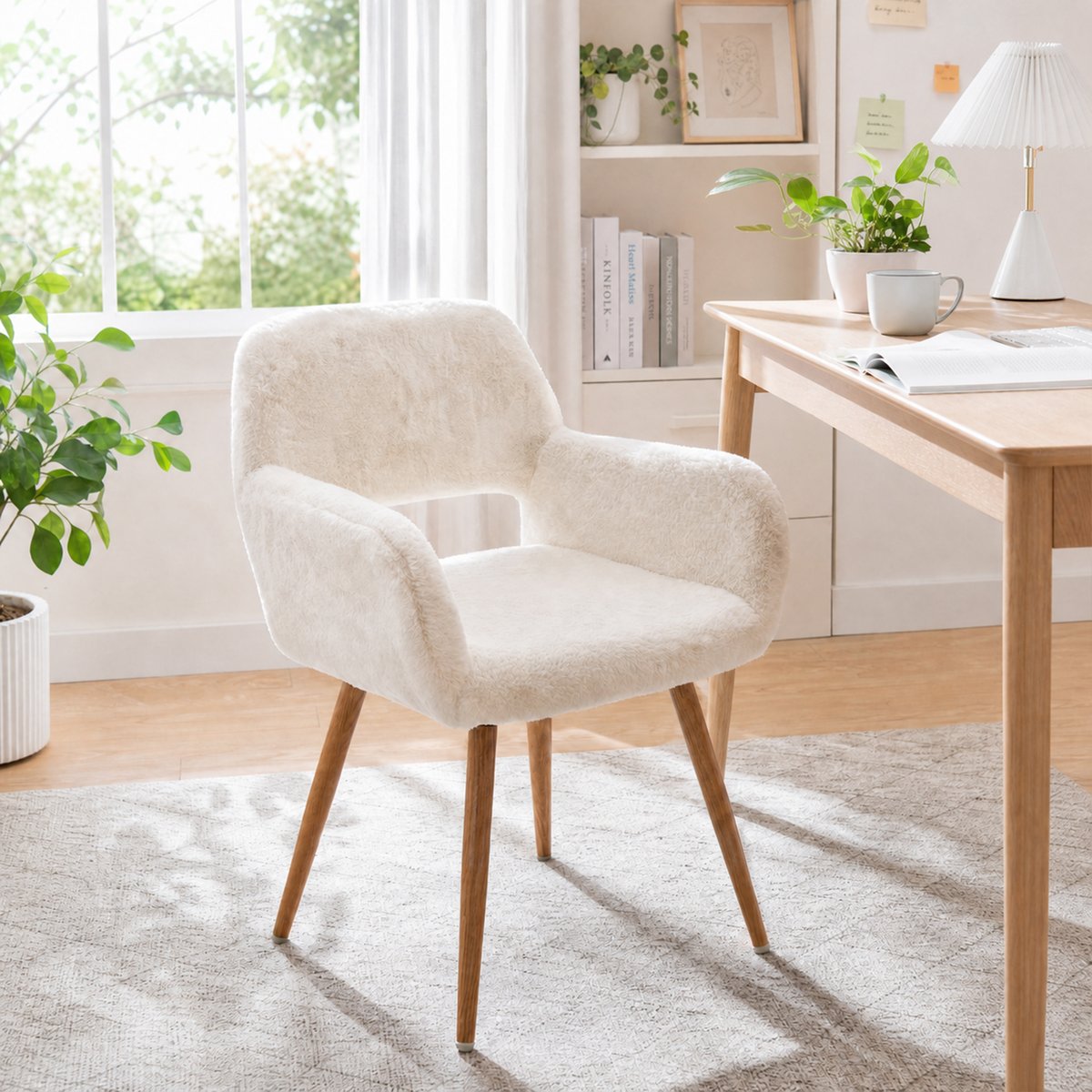 Fauteuil de bureau style scandinave en tissu effet poil de lapin, CROMWELL PELUCHEO blanc, MEUBLES COSY