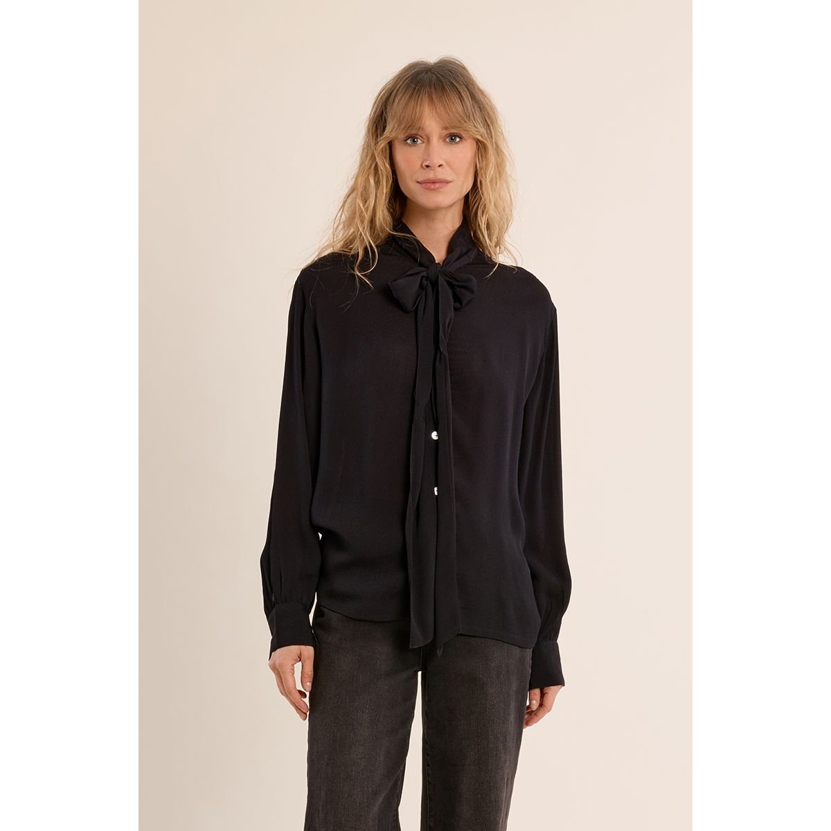 Blouse à col lavallière noir, MOLLY BRACKEN