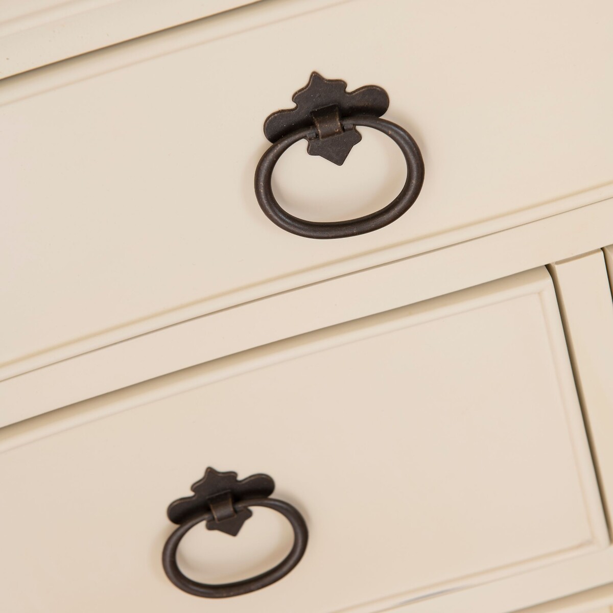 Ivory French-Vintage 8 Drawer Chest ivory, WILLIS & GAMBIER