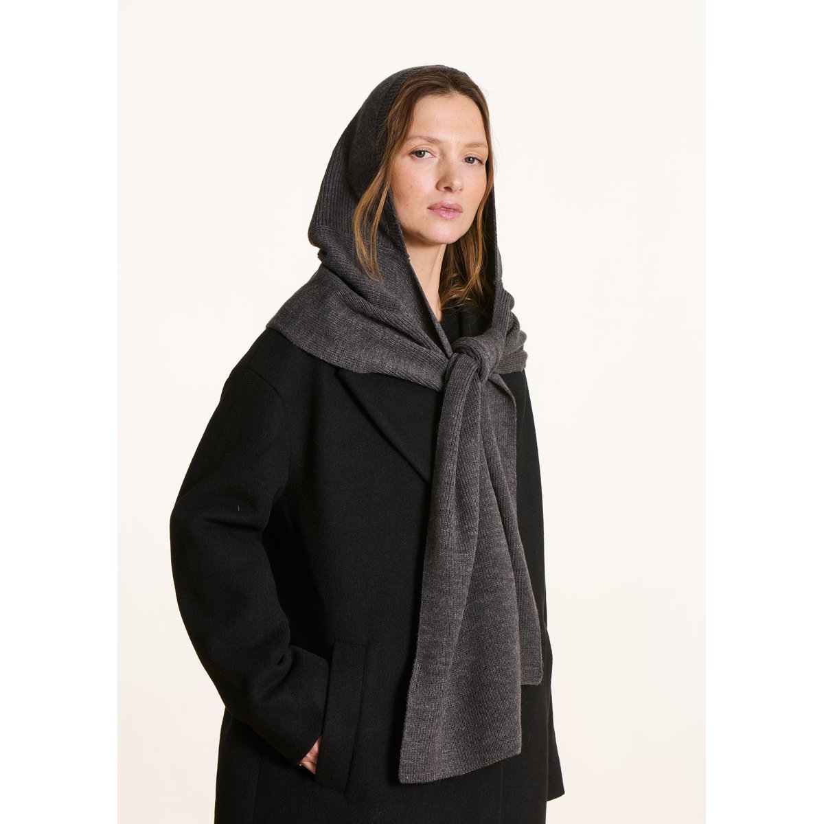 Écharpe capuche anthracite, LA FEE MARABOUTEE