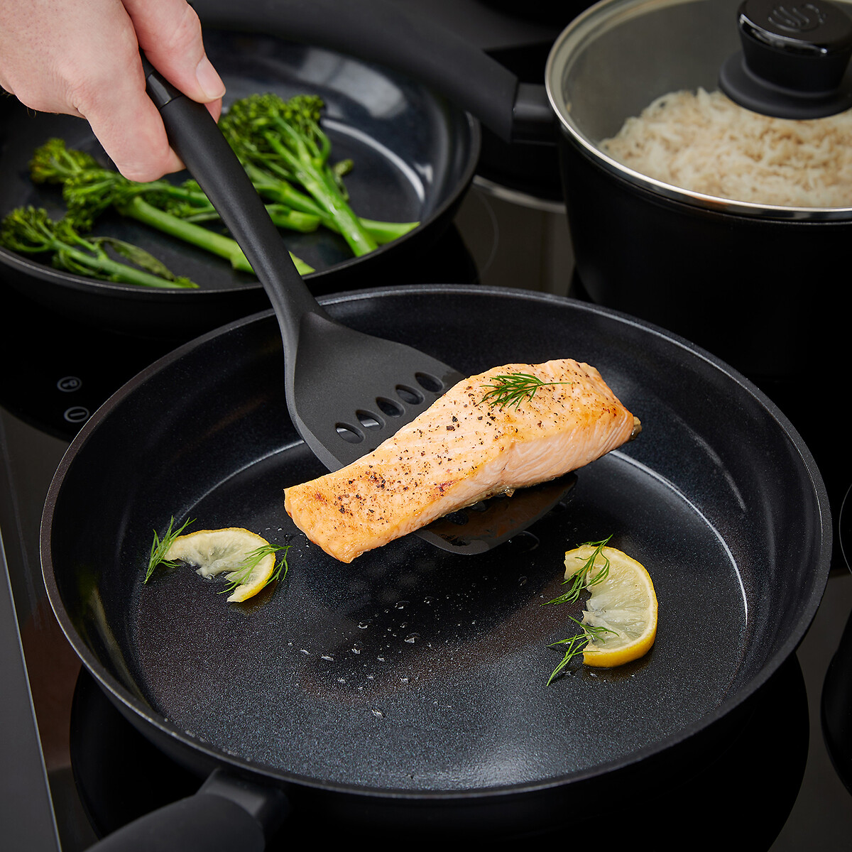5-Piece Stealth Cookware Set black, SWAN