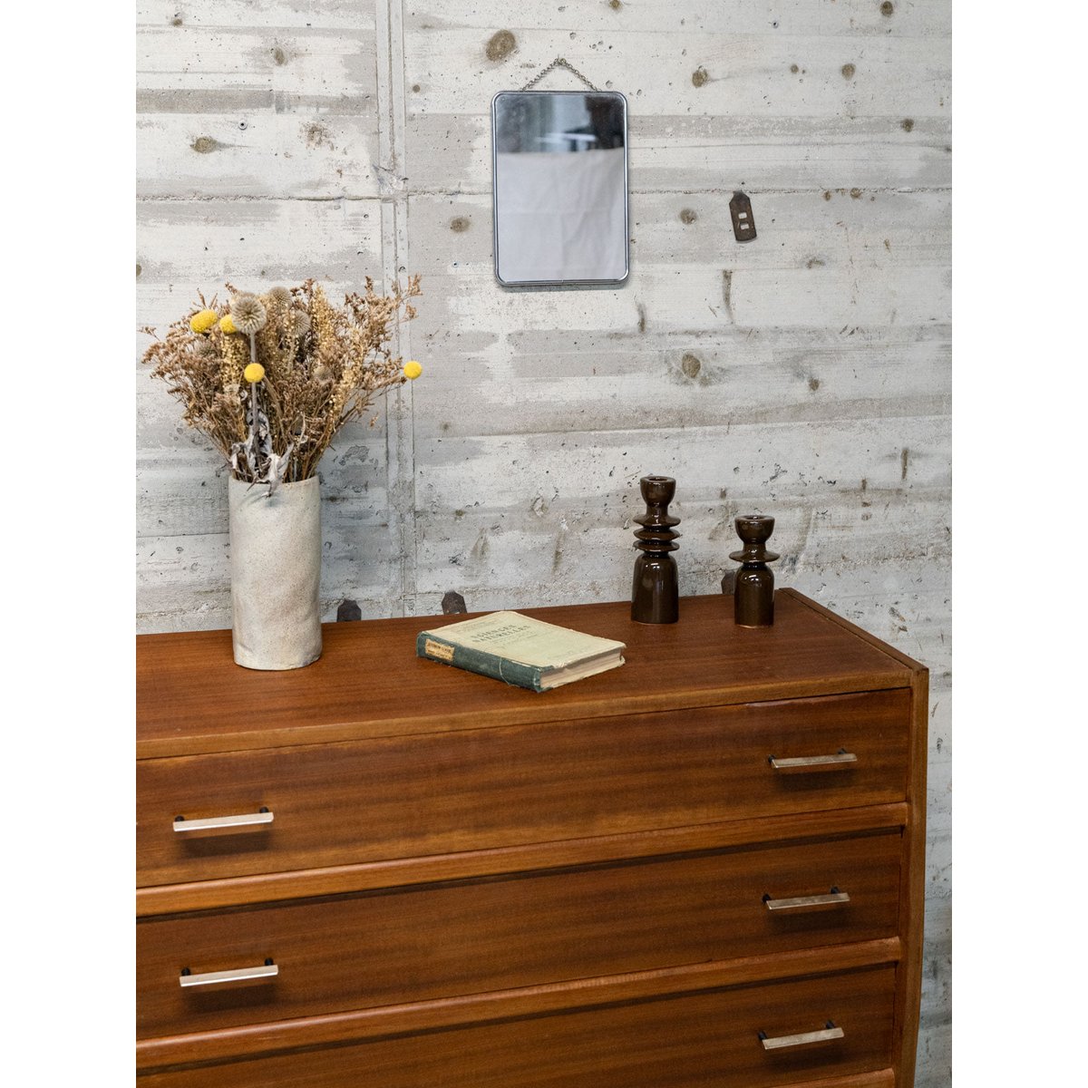 Commode vintage en bois Olga N°460 - Bon état bois foncé, DEBONGOUT