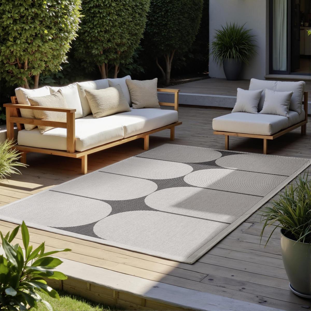 Tapis exterieur kilim géométrique, SVENTI, design authentique blanc, noir, UN AMOUR DE TAPIS