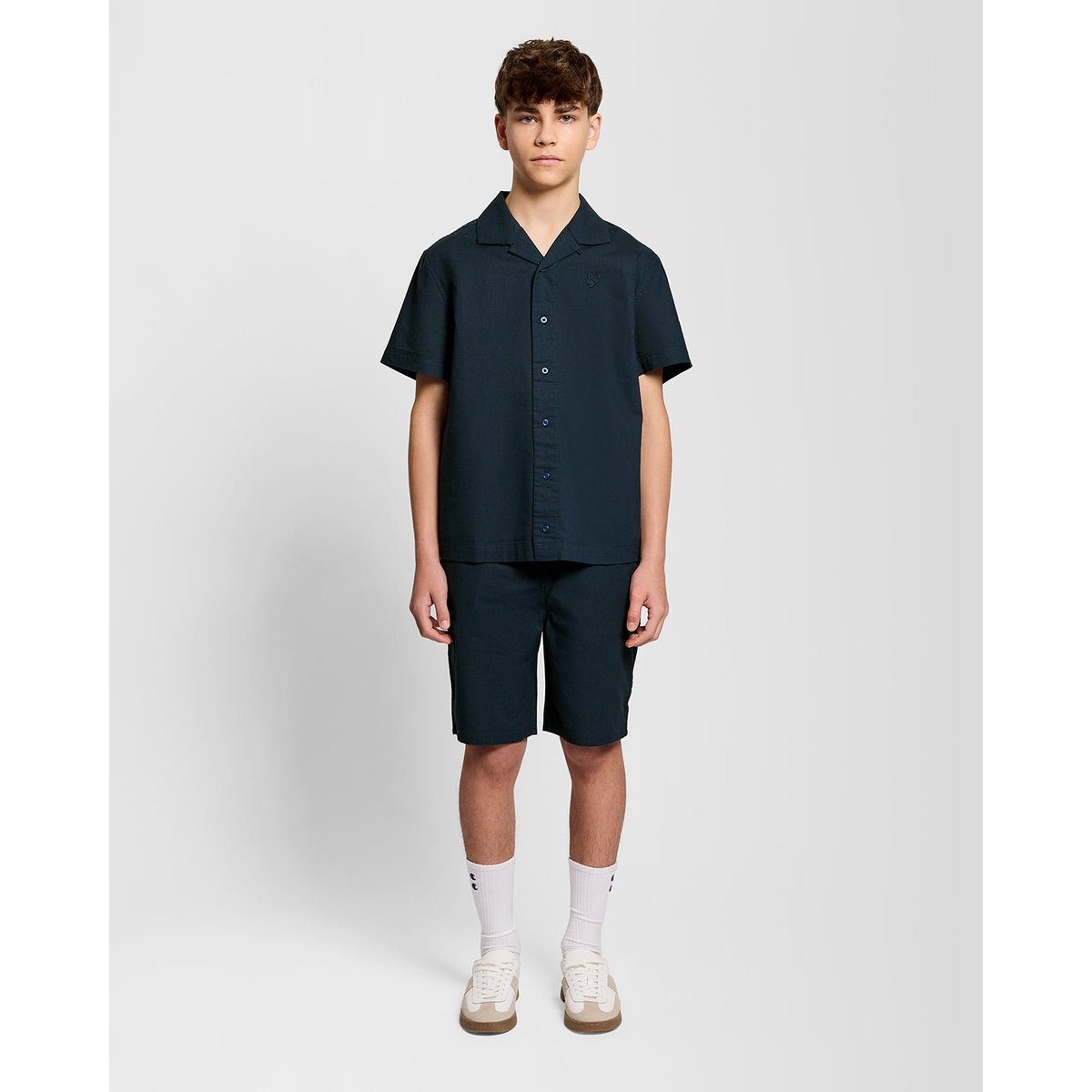 Chemise manches courtes en mélange de lin bleu foncé marine, LYLE & SCOTT