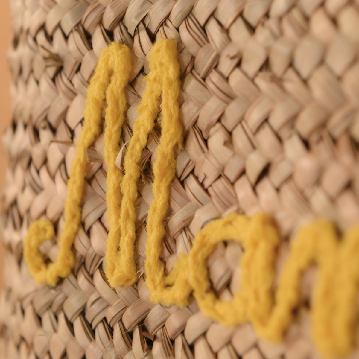 Panier rectangle écriture MAMA LOVE -  LOJI jaune, HOME MAISON