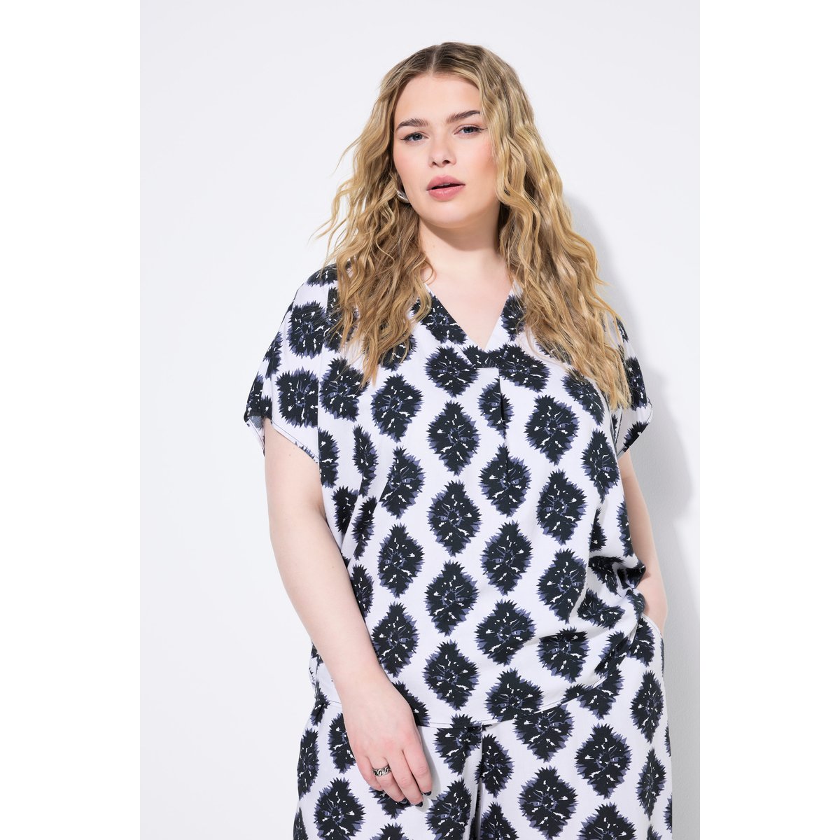 Blouse oversize, imprimé all-over blanc cassé, STUDIO UNTOLD