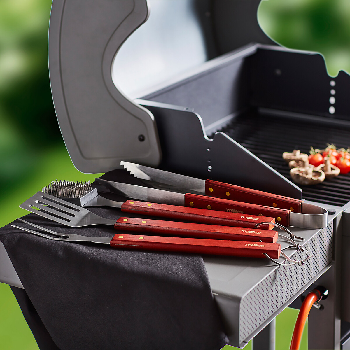 4-Piece BBQ Tools Set red, TOWER