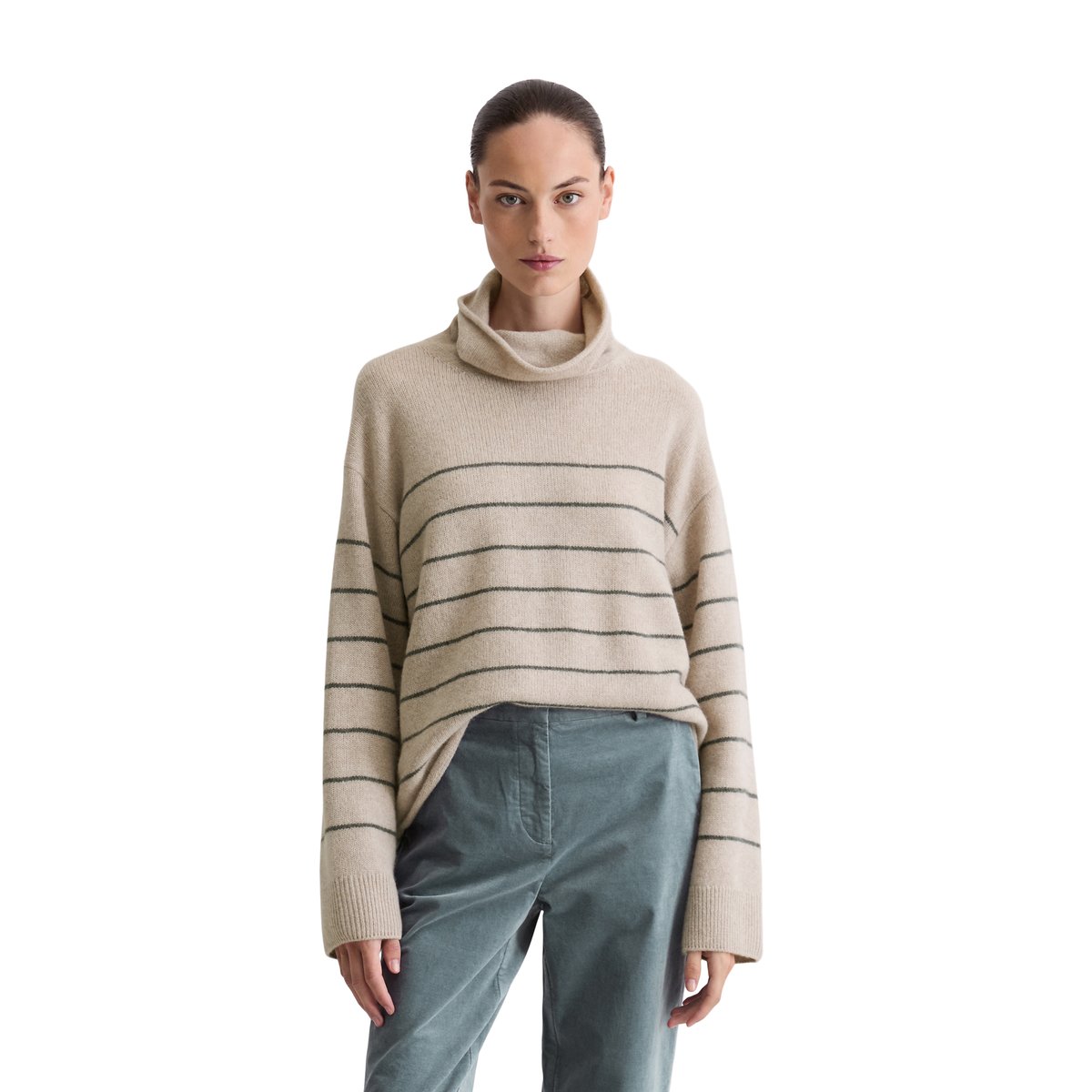 Pull à col roulé rayé relaxed en doux mélange de laine mérinos gris clair, MARC O'POLO