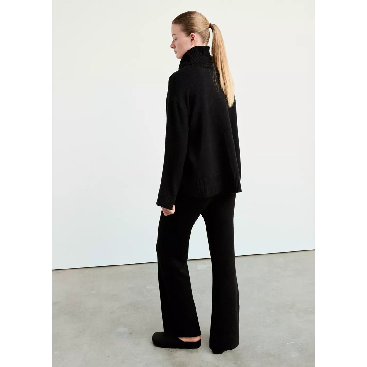 Pull de pyjama en maille col roulé noir, MANGO