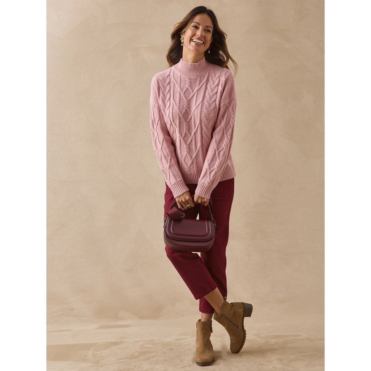 Pull court torsadé col montant rose, DAXON