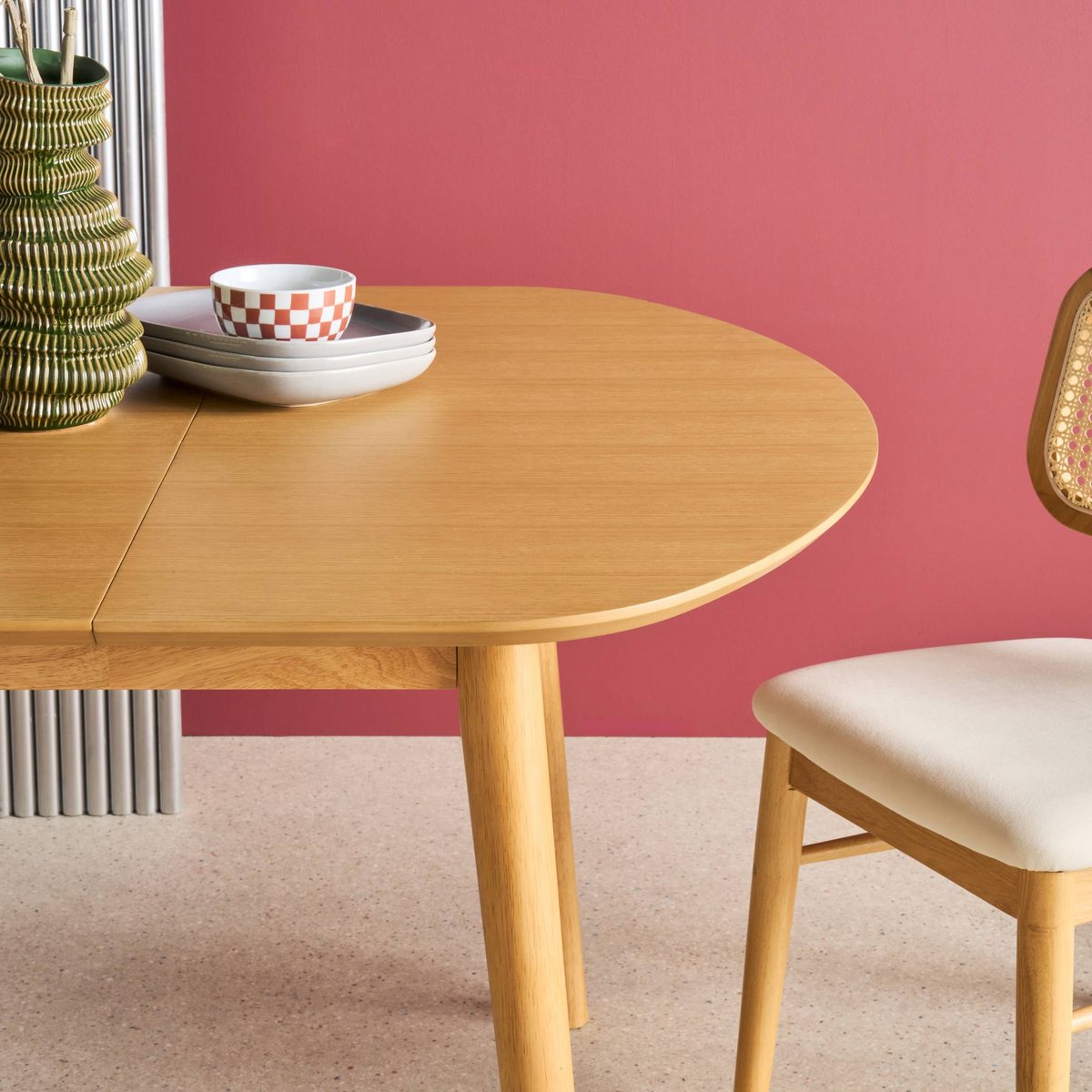 Table à manger ovale extensible bois d'hévéa et placage chêne 4-6 places LISA noir, SWEEEK