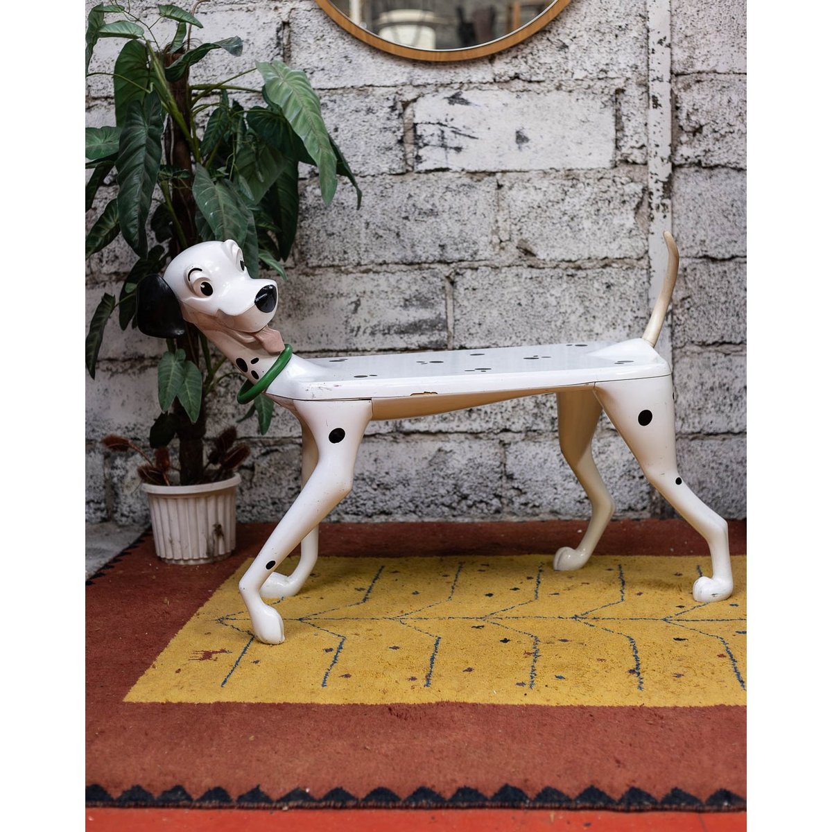 Bureau pour enfant Dalmatien de Pierre Colleu Yvan N°592 - Bon état noir, DEBONGOUT