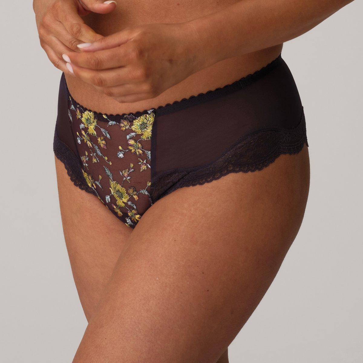 String luxueux MALBA violet - améthyste, PRIMADONNA