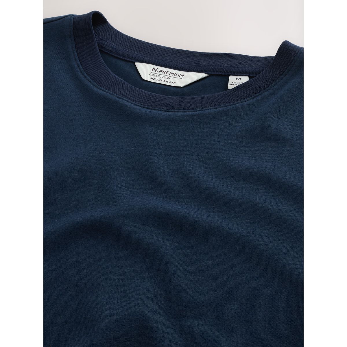 T-shirt élégant à ourlet contrasté n. premium bleu marine, NEXT
