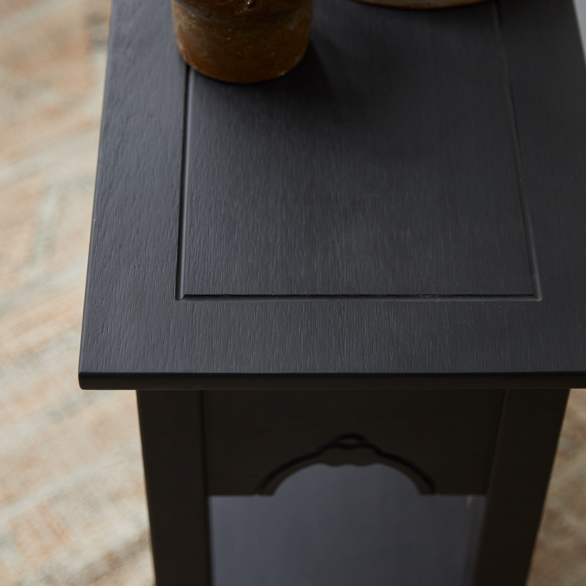 Console en Pin massif, THAKI BLACK noir, TIKAMOON