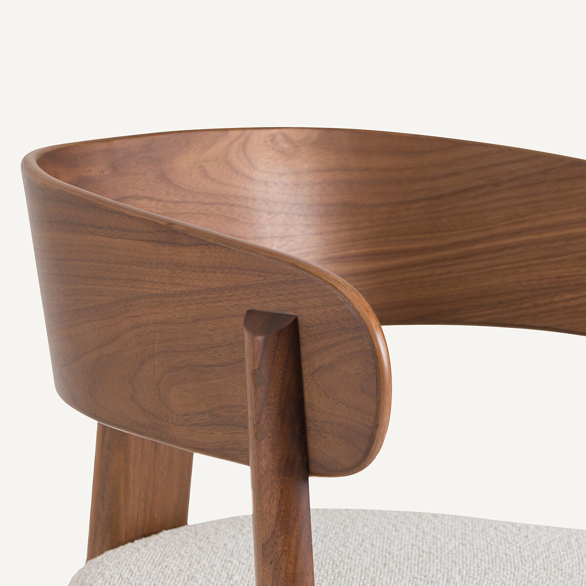 Fauteuil de table en noyer massif, plaqué noyer et bouclette, 3 pieds, MARAIS noyer, AM.PM X EMMANUEL GALLINA