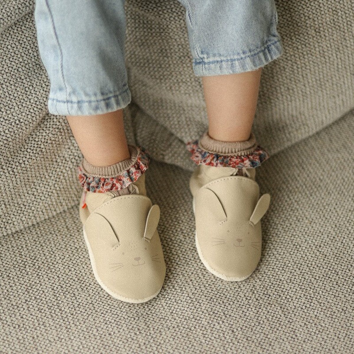Chaussons cuir souple Marcelin le lapin beige, TICHOUPS