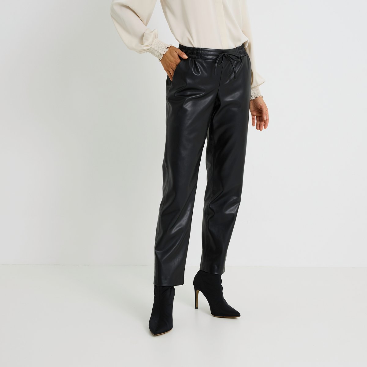 Pantalon en simili noir, GRAIN DE MALICE