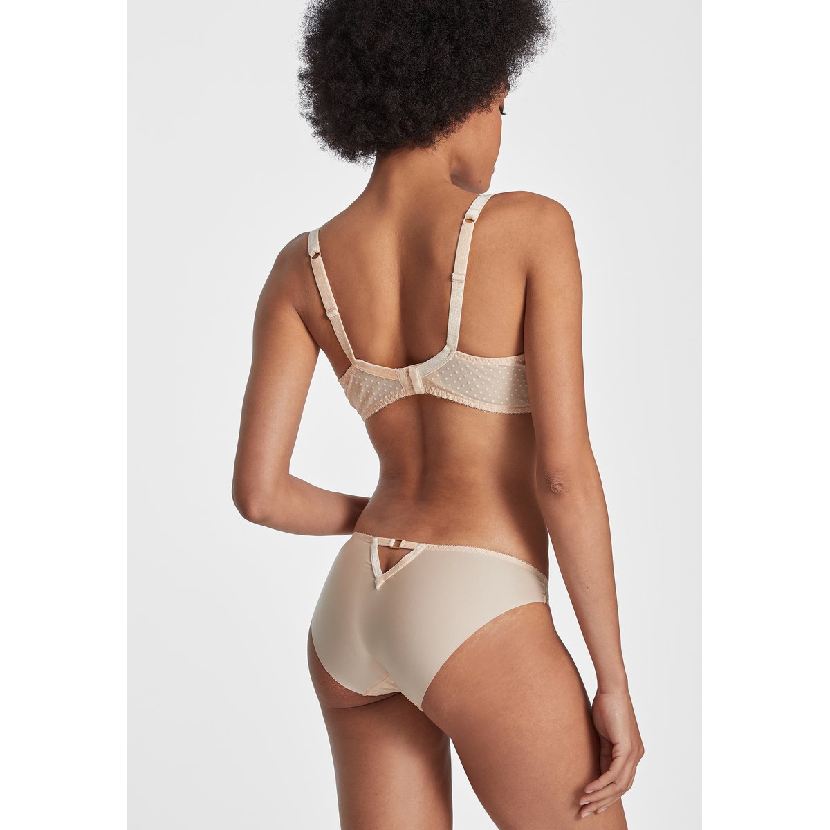 Soutien-gorge balconnet confort Velvet Memories beige, AUBADE