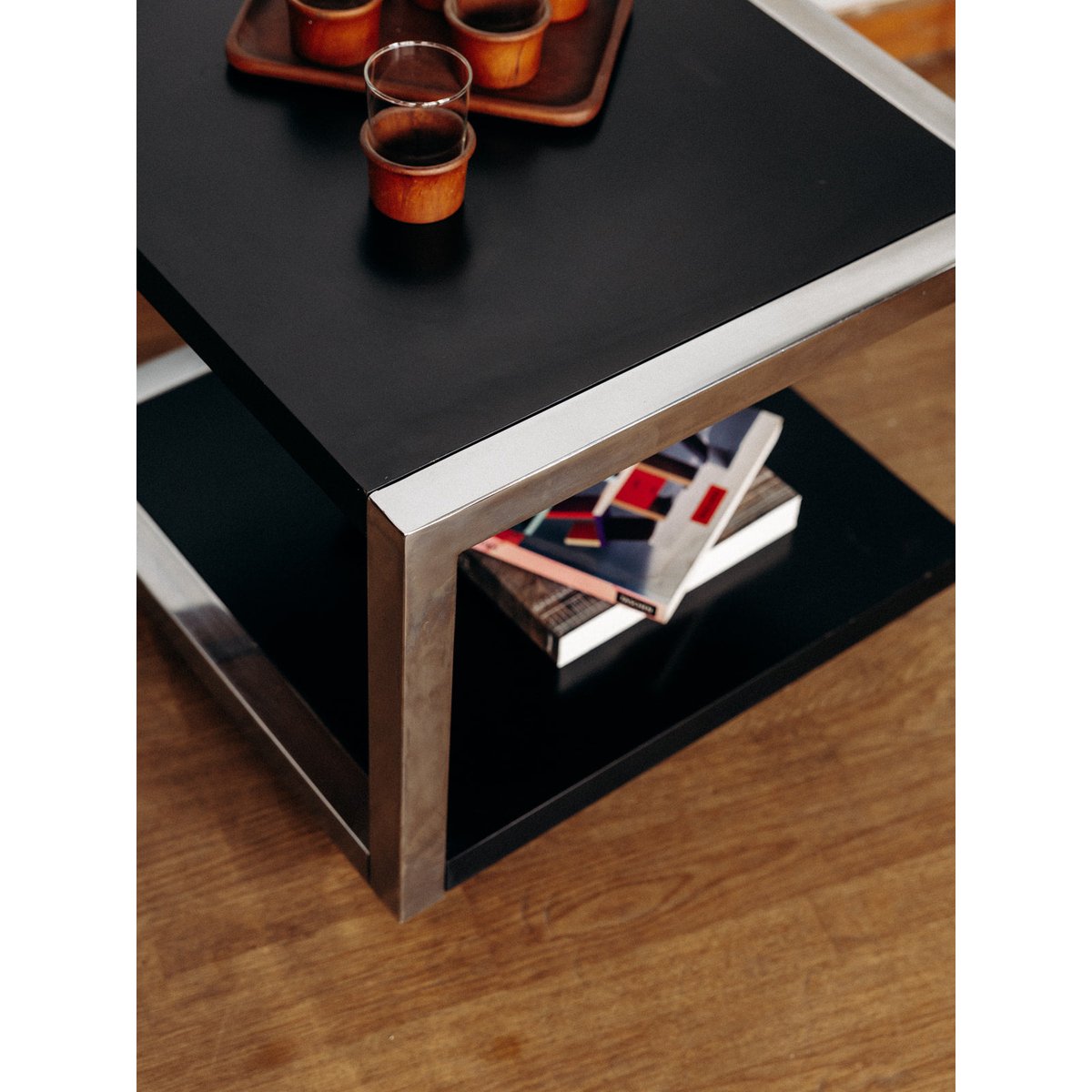 Table basse en bois et métal Liv N°140 - Bon état noir, DEBONGOUT