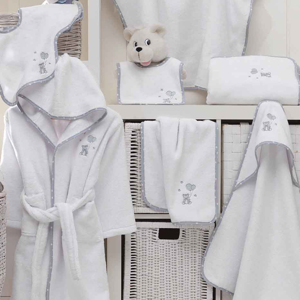 Poncho de bain enfant en coton peigné Zéro Twist BABY SOFT OURS blanc, SENSEI MAISON