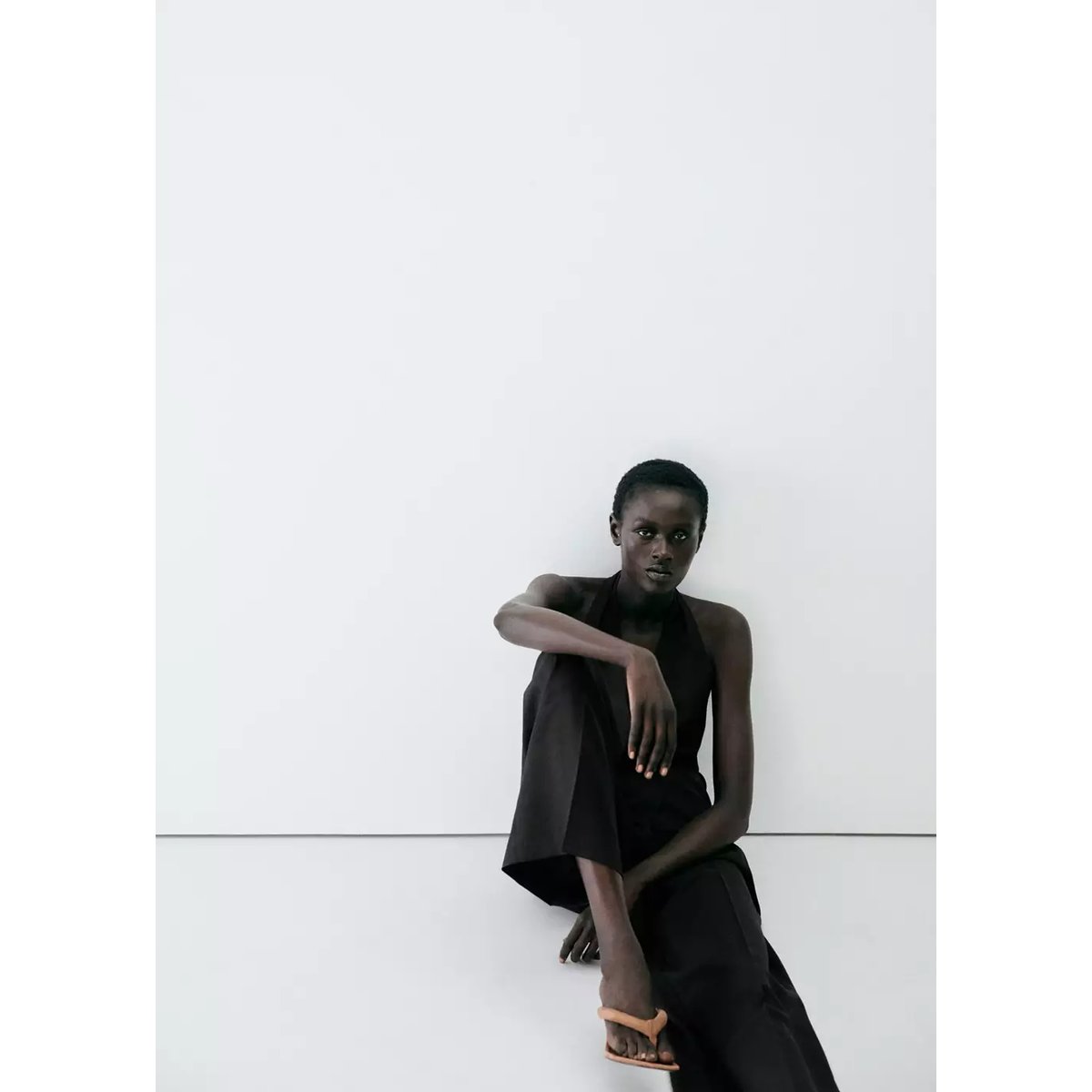 Pantalon droit pinces noir, MANGO